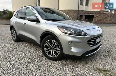 Внедорожник / Кроссовер Ford Escape 2020 в Коломые