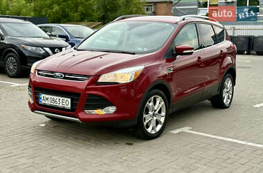 Внедорожник / Кроссовер Ford Escape 2014 в 