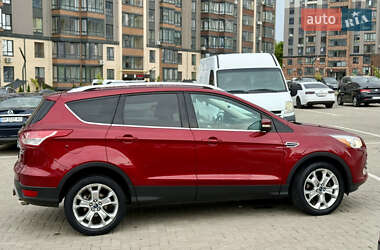 Внедорожник / Кроссовер Ford Escape 2014 в 