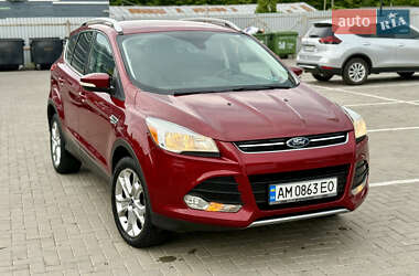 Внедорожник / Кроссовер Ford Escape 2014 в 