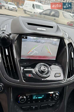 Внедорожник / Кроссовер Ford Escape 2014 в 