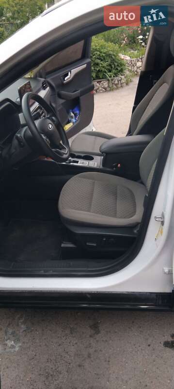 Позашляховик / Кросовер Ford Escape 2019 в Тернополі фото 9 Позашляховик / Кросовер Ford Escape 2019 в Тернополі