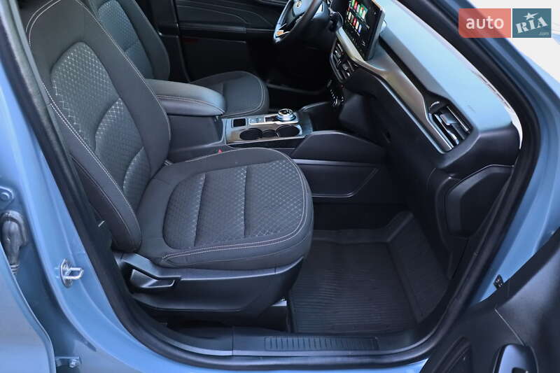 Внедорожник / Кроссовер Ford Escape 2024 в Кременчуге