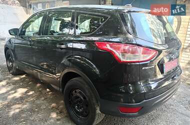 Внедорожник / Кроссовер Ford Escape 2014 в 