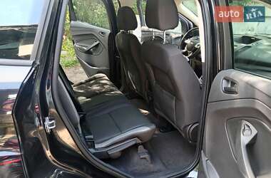 Внедорожник / Кроссовер Ford Escape 2014 в 