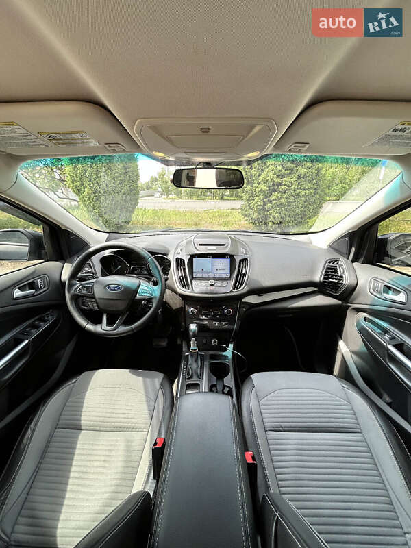 Позашляховик / Кросовер Ford Escape 2016 в Сумах