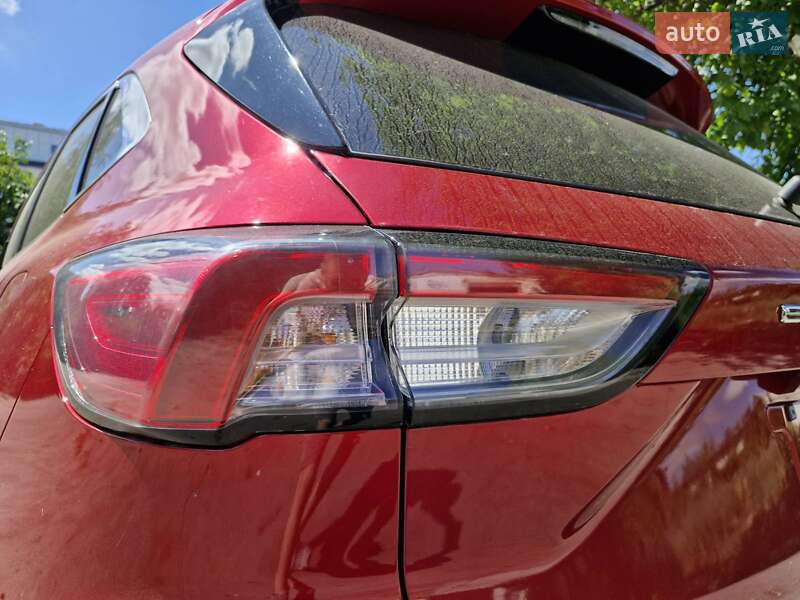Внедорожник / Кроссовер Ford Escape 2020 в Умани