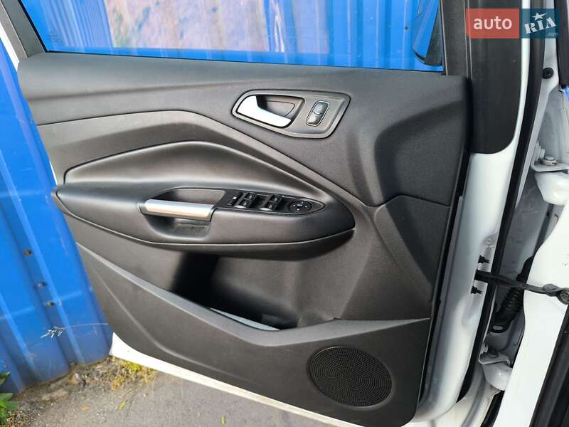 Позашляховик / Кросовер Ford Escape 2018 в Кривому Розі