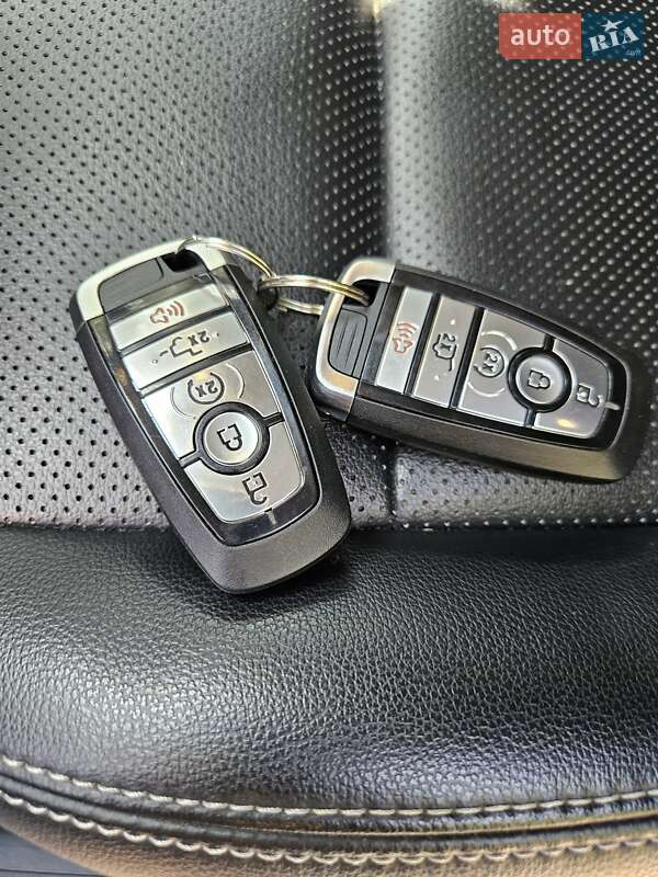 Внедорожник / Кроссовер Ford Escape 2021 в Киеве фото 44 Внедорожник / Кроссовер Ford Escape 2021 в Киеве