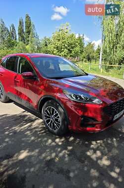 Внедорожник / Кроссовер Ford Escape 2021 в 