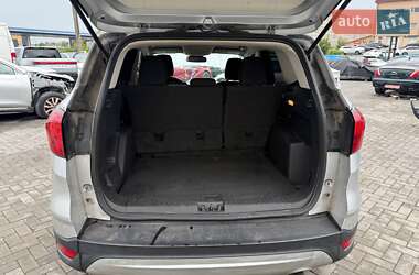 Внедорожник / Кроссовер Ford Escape 2019 в 