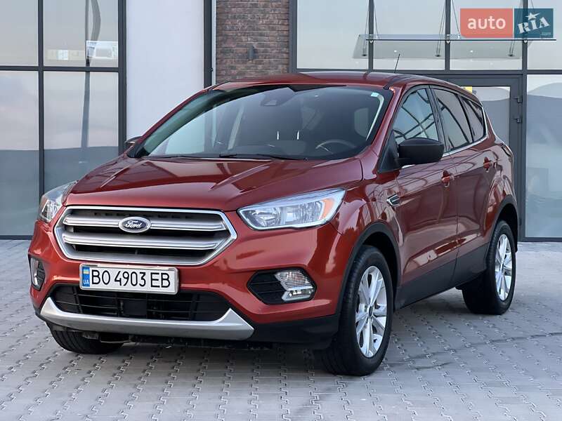 Внедорожник / Кроссовер Ford Escape 2018 в Тернополе