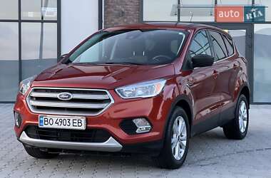 Внедорожник / Кроссовер Ford Escape 2018 в 