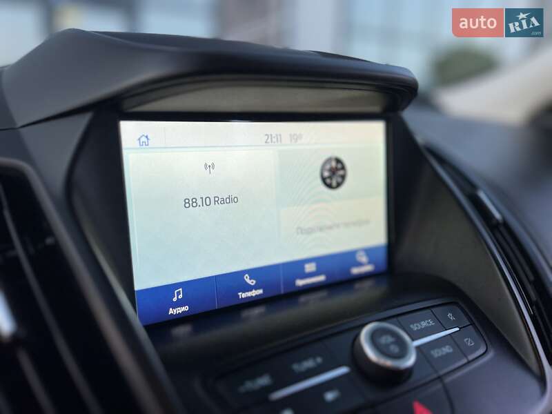 Внедорожник / Кроссовер Ford Escape 2018 в Тернополе