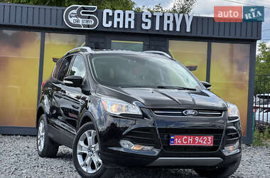Внедорожник / Кроссовер Ford Escape 2015 в Стрые