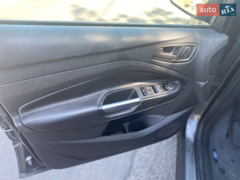 Внедорожник / Кроссовер Ford Escape 2016 в Ровно фото 14 Внедорожник / Кроссовер Ford Escape 2016 в Ровно