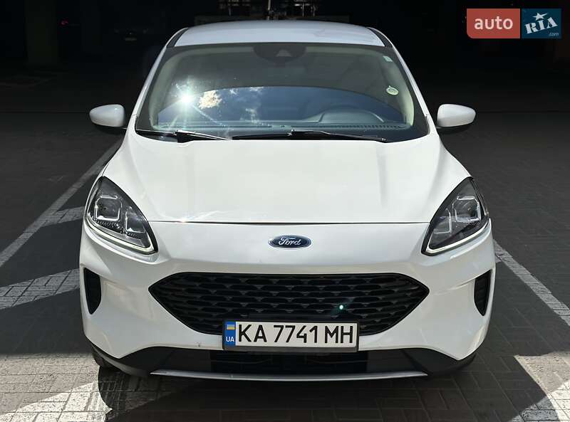 Позашляховик / Кросовер Ford Escape 2020 в Києві