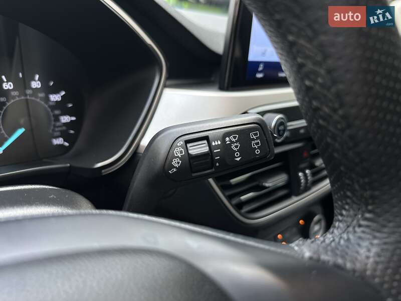 Позашляховик / Кросовер Ford Escape 2020 в Києві
