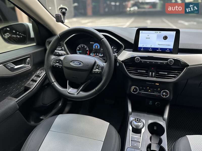 Позашляховик / Кросовер Ford Escape 2020 в Києві
