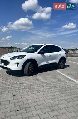 Внедорожник / Кроссовер Ford Escape 2022 в 