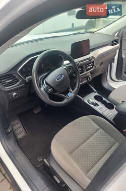 Внедорожник / Кроссовер Ford Escape 2022 в 