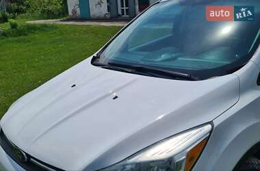 Внедорожник / Кроссовер Ford Escape 2014 в 