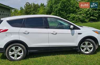 Внедорожник / Кроссовер Ford Escape 2014 в 