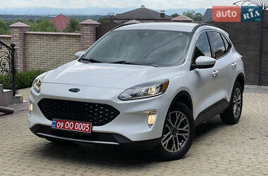 Внедорожник / Кроссовер Ford Escape 2019 в Ивано-Франковске