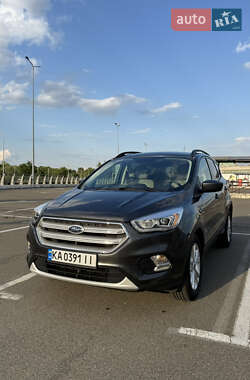 Позашляховик / Кросовер Ford Escape 2018 в Києві
