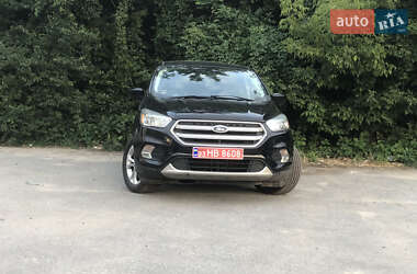 Внедорожник / Кроссовер Ford Escape 2016 в 
