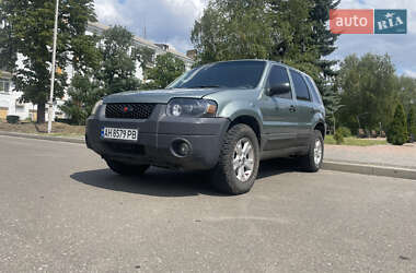 Внедорожник / Кроссовер Ford Escape 2006 в 
