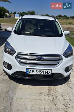 Позашляховик / Кросовер Ford Escape 2018 в Томаківці