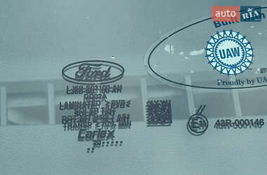 Внедорожник / Кроссовер Ford Escape 2020 в 