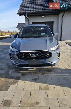 Внедорожник / Кроссовер Ford Escape 2023 в 