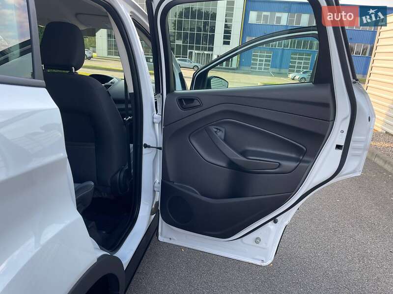 Позашляховик / Кросовер Ford Escape 2018 в Києві