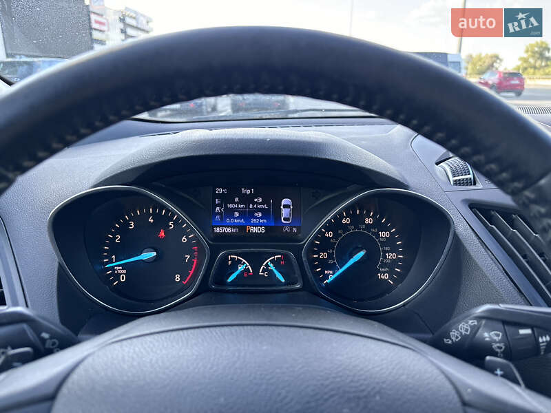 Внедорожник / Кроссовер Ford Escape 2016 в Киеве
