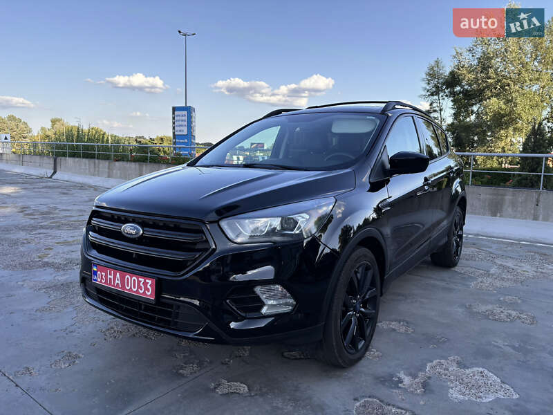 Внедорожник / Кроссовер Ford Escape 2016 в Киеве
