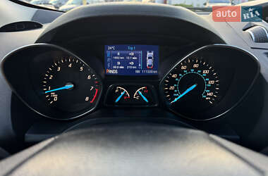 Внедорожник / Кроссовер Ford Escape 2013 в 