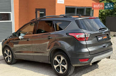 Внедорожник / Кроссовер Ford Escape 2018 в 
