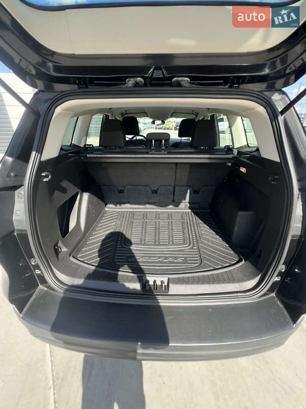 Внедорожник / Кроссовер Ford Escape 2017 в Белой Церкви