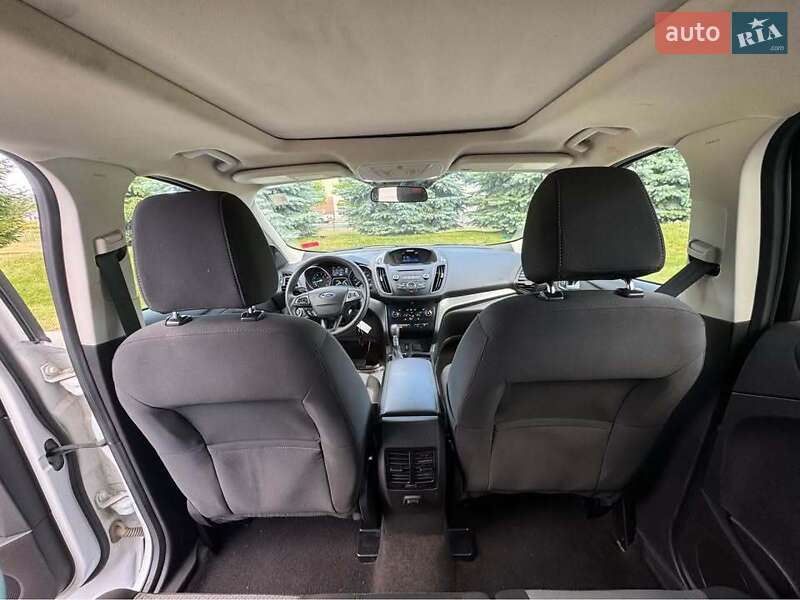 Позашляховик / Кросовер Ford Escape 2017 в Львові