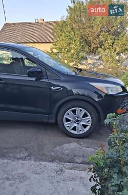 Внедорожник / Кроссовер Ford Escape 2015 в 