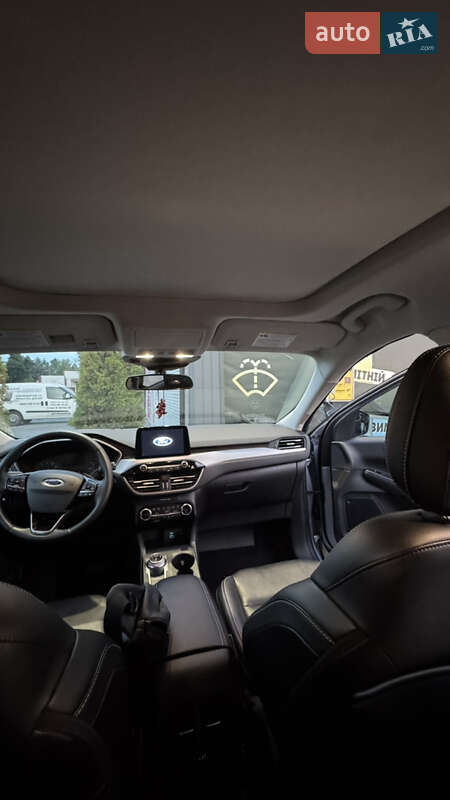 Внедорожник / Кроссовер Ford Escape 2022 в Кременчуге