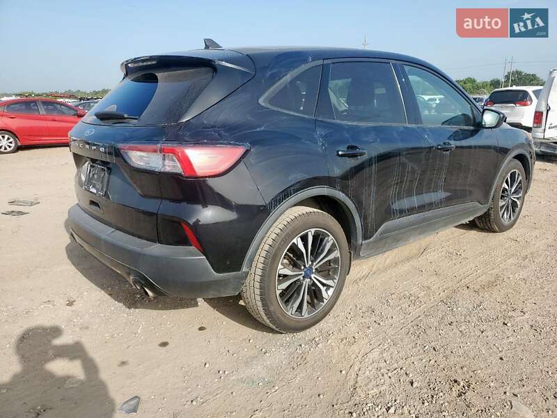 Позашляховик / Кросовер Ford Escape 2021 в Львові