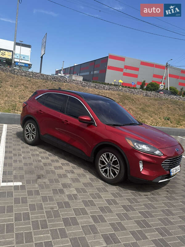 Внедорожник / Кроссовер Ford Escape 2021 в 