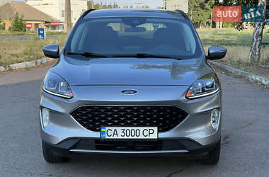 Внедорожник / Кроссовер Ford Escape 2021 в 