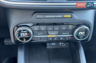 Внедорожник / Кроссовер Ford Escape 2021 в 