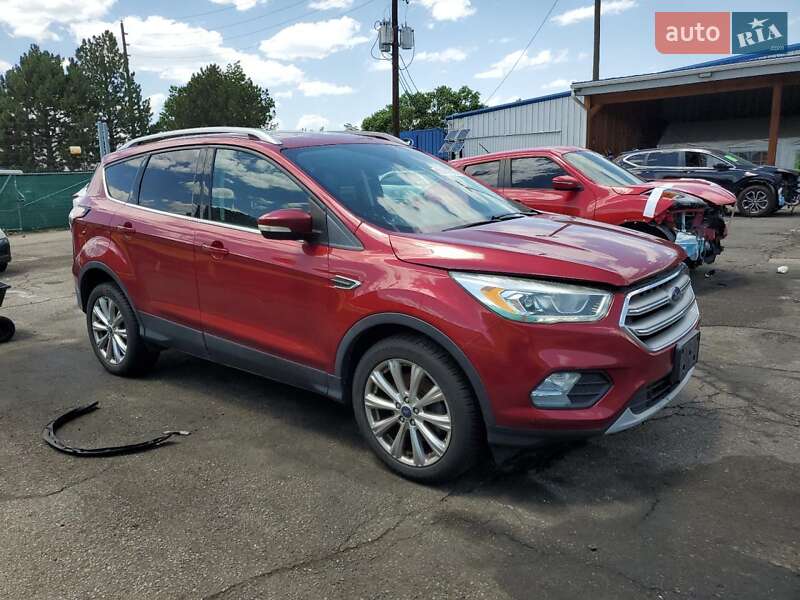 Внедорожник / Кроссовер Ford Escape 2017 в Виннице