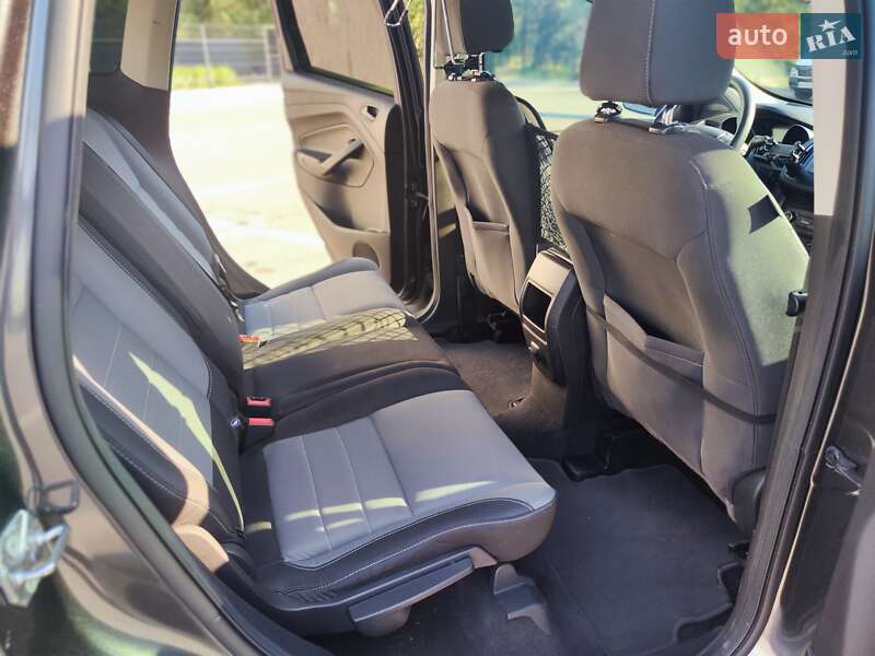 Позашляховик / Кросовер Ford Escape 2017 в Запоріжжі