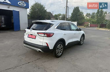Внедорожник / Кроссовер Ford Escape 2022 в 